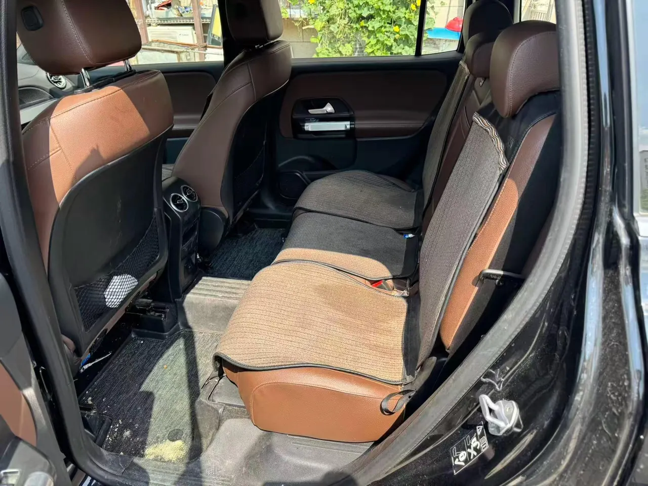Mercedes Benz 2023 GLB 220 2.0T Dynamic Automatic 3