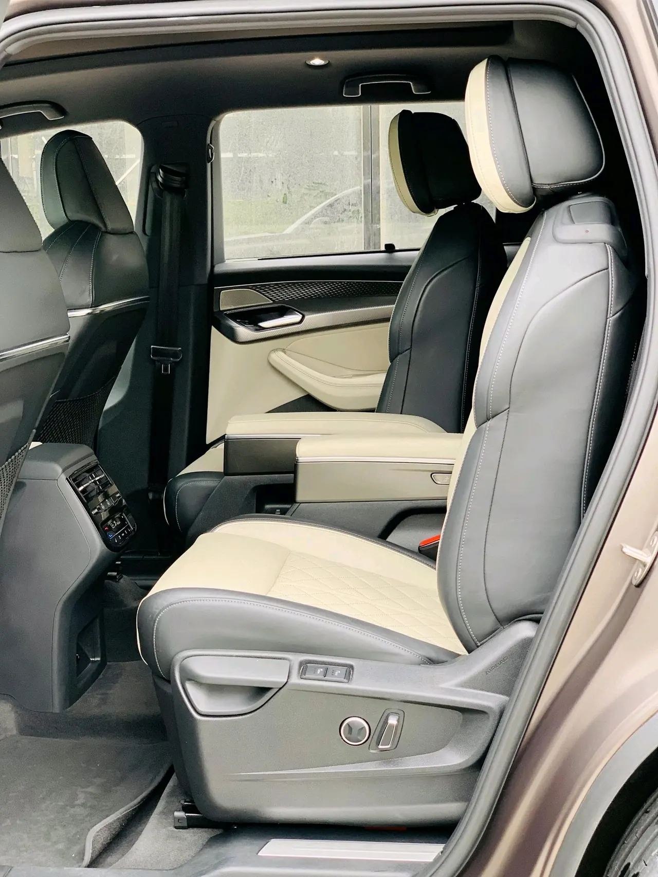 Audi 2022 Q6 2.5TFSI 50TFSI Quattro Lingyun Edition edition one Automatic Gear 20