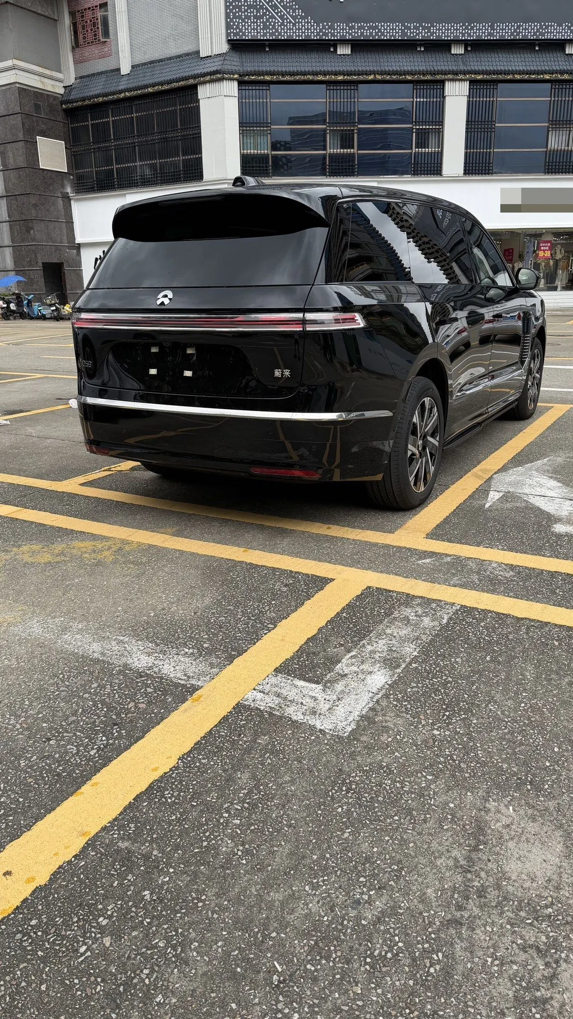 NIO 2026 ES 9 102kWh Executive Island Deluxe Automatic Gear 6