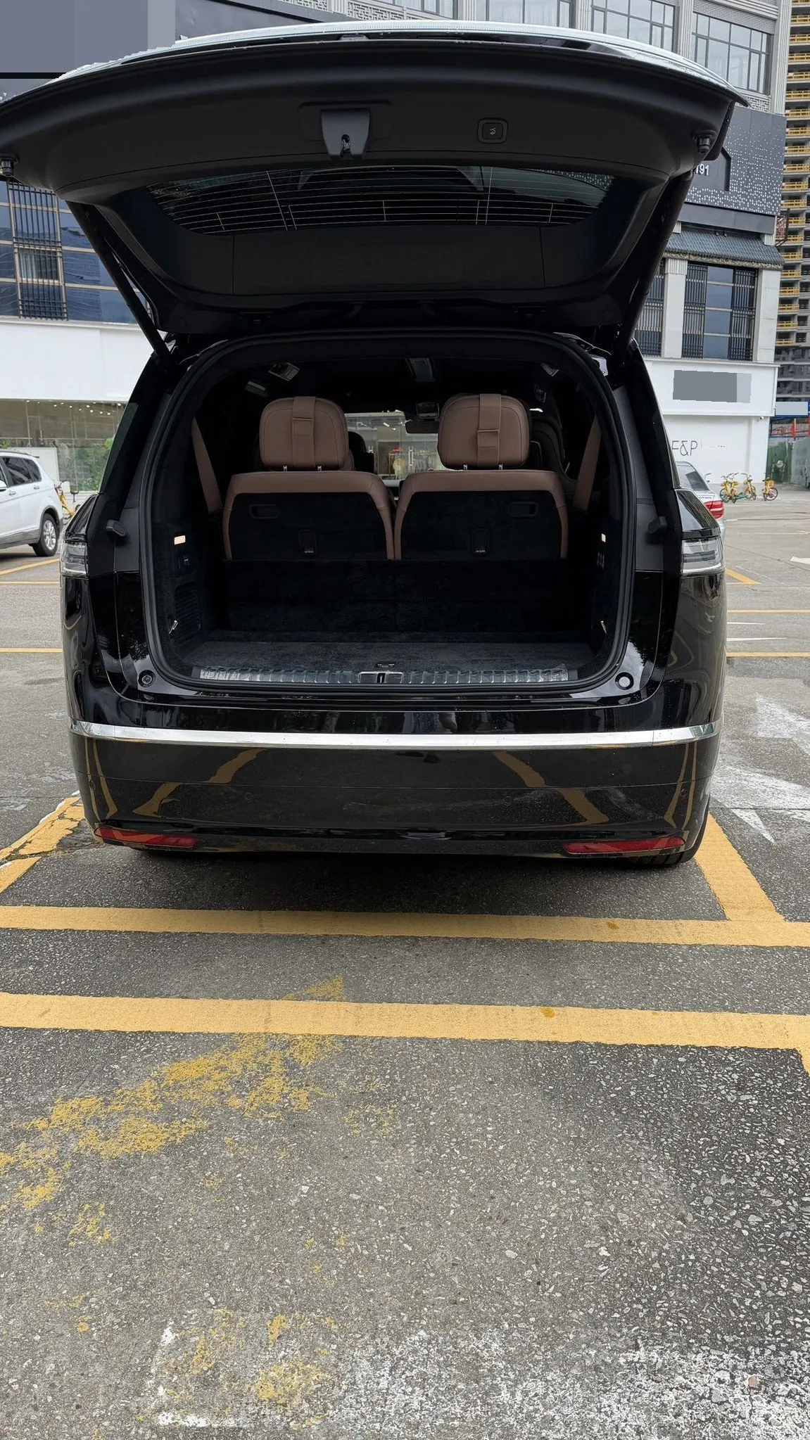 NIO 2026 ES 9 102kWh Executive Island Deluxe Automatic Gear 8