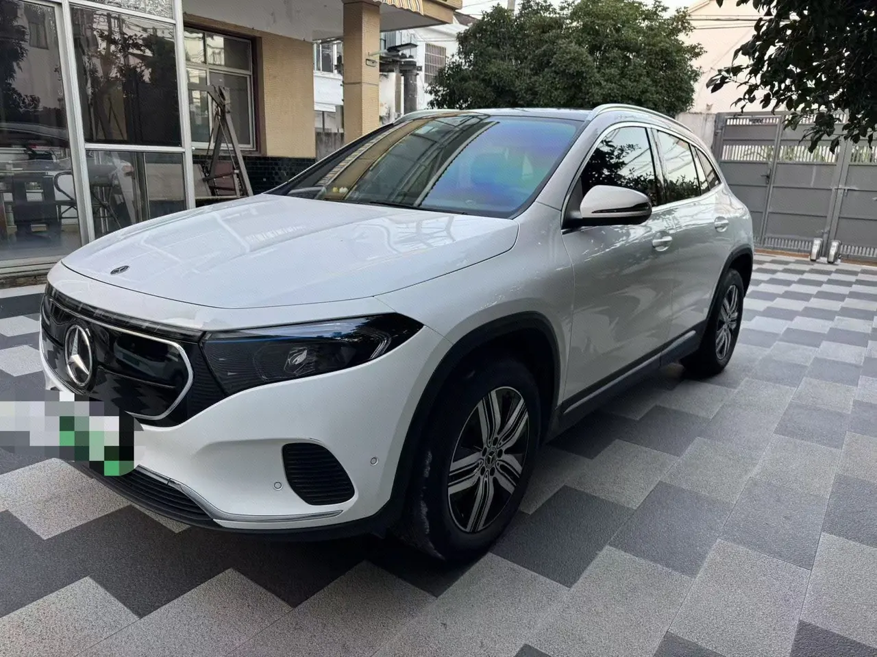 Mercedes Benz 2022 EQA 260 EQA 260 Automatic - View 1