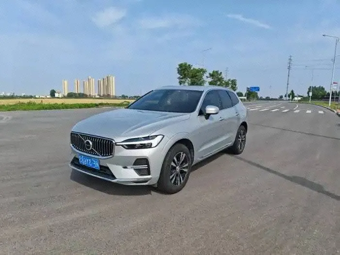 Open image lightbox: Volvo 2023 XC60 48V 2.0T B5 4-wheel-drive Zhiyi Deluxe Edition Automatic Gear