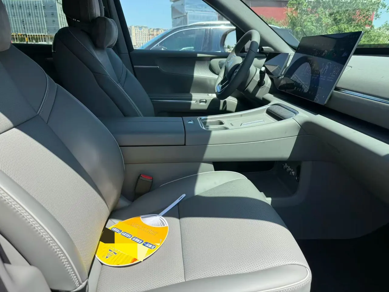 Leapmotor 2026 D 19 720 Zhizun Edition 6-seat Automatic Gear 2
