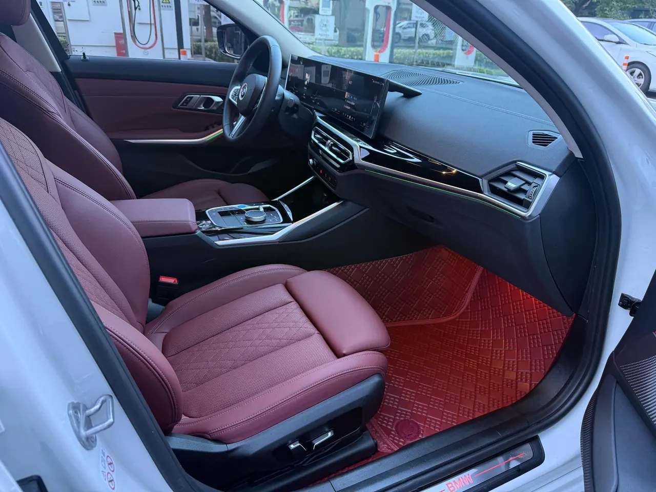 BMW 2024 i3 eDrive 35 L automatic gear 7