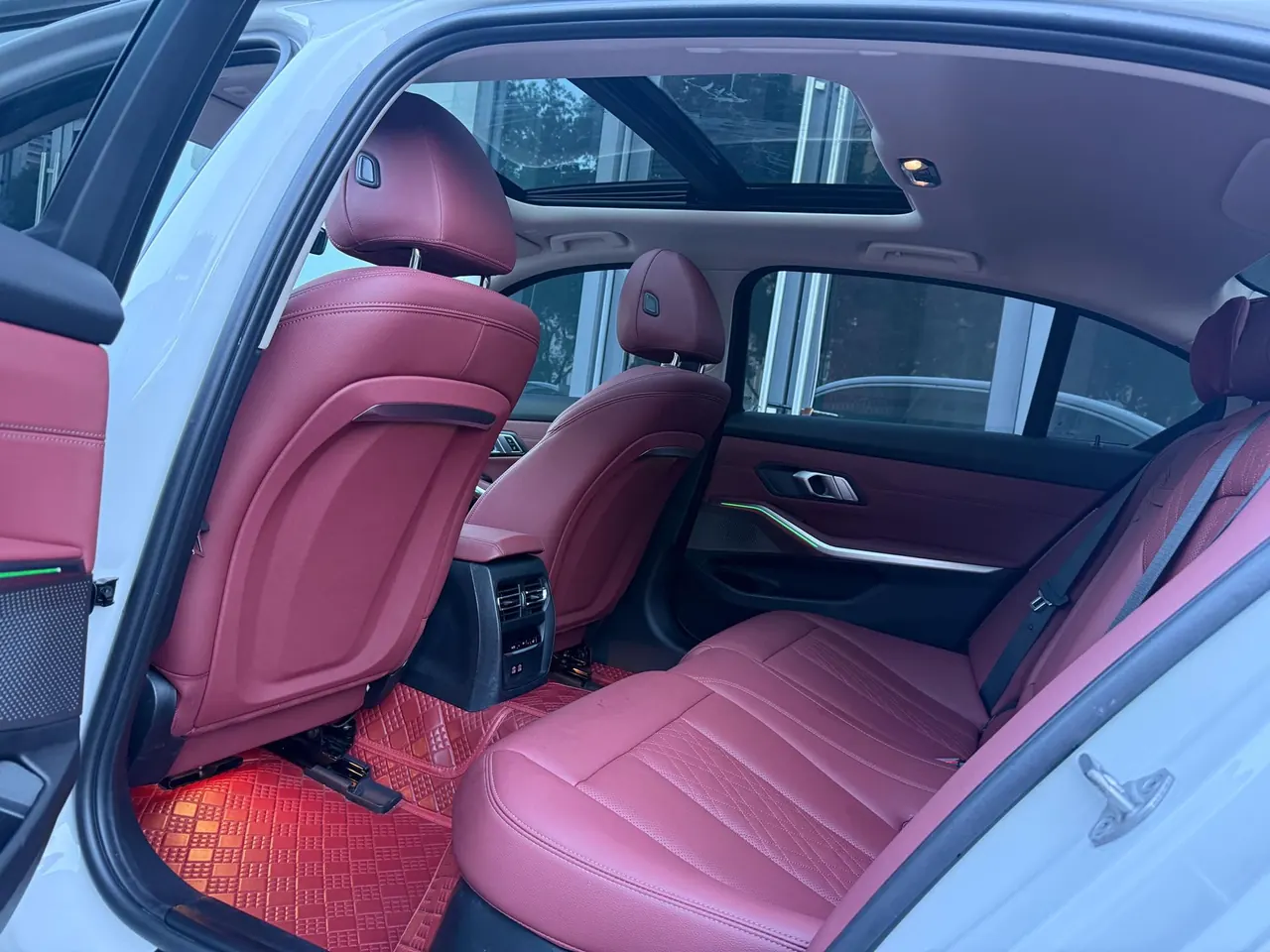 BMW 2024 i3 eDrive 35 L automatic gear 8