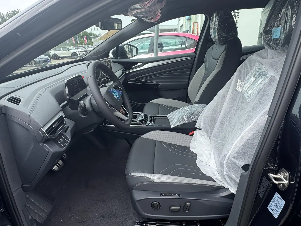 Volkswagen 2026 ID. 4 CROZZ Dark Knight PRO Edition Automatic Transmission 8
