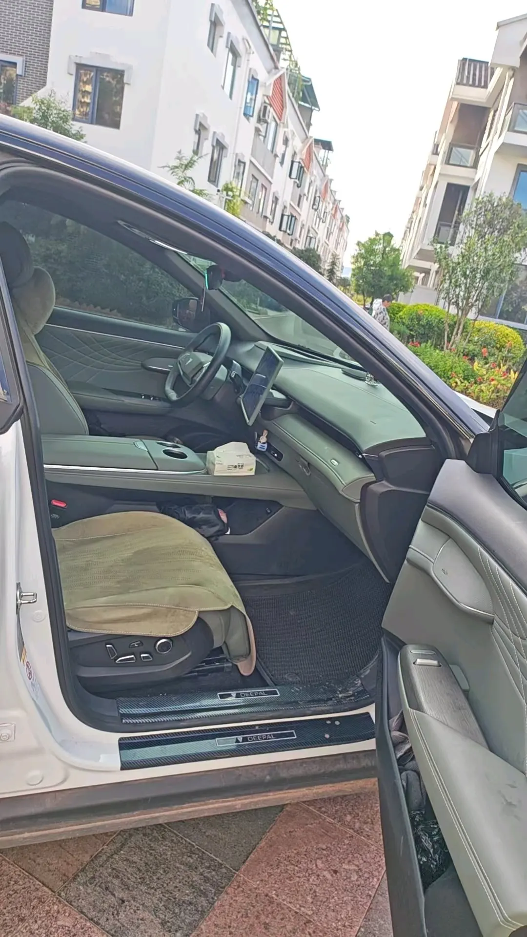 ChangAn Deepal 2024 S 07 215Pro extended range automatic gear 9
