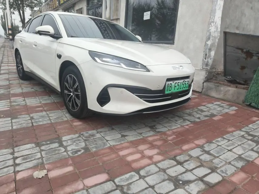 BYD 2026 seals 06 DM-i 1.5 stepless super-exclusive 210KM exclusive automatic gear 2