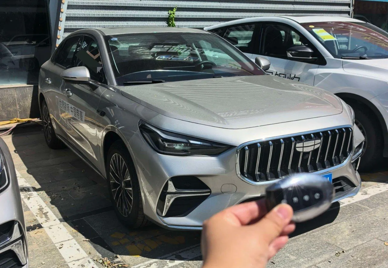 Geely 2026 Emgrand – Sedan 1.5T Flagship Automatic 2
