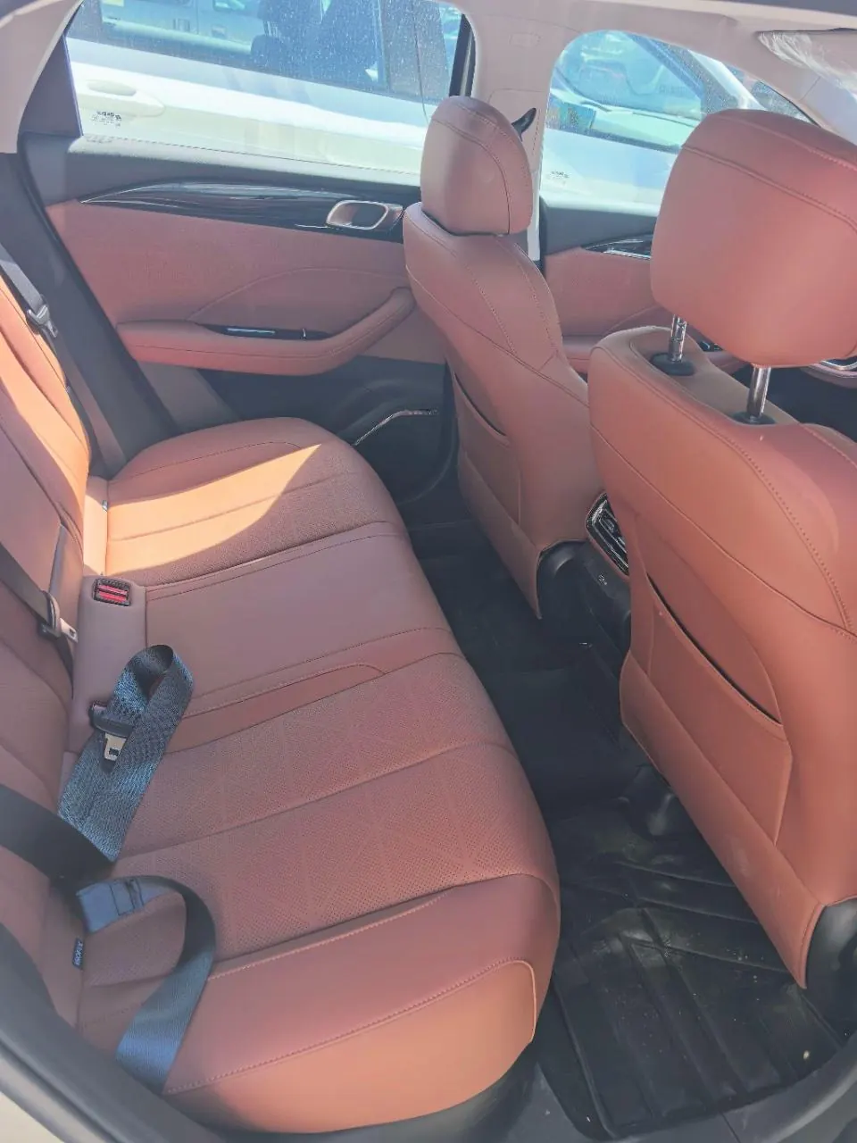 Geely 2026 Emgrand – Sedan 1.5T Flagship Automatic 5
