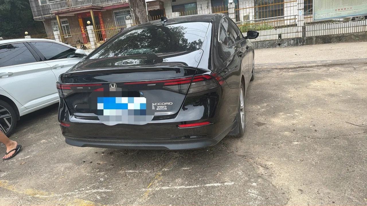 Honda 2023 11th Generation Accord 1.5T Stepless 260TURBO Smart Edition Automatic Gear 5