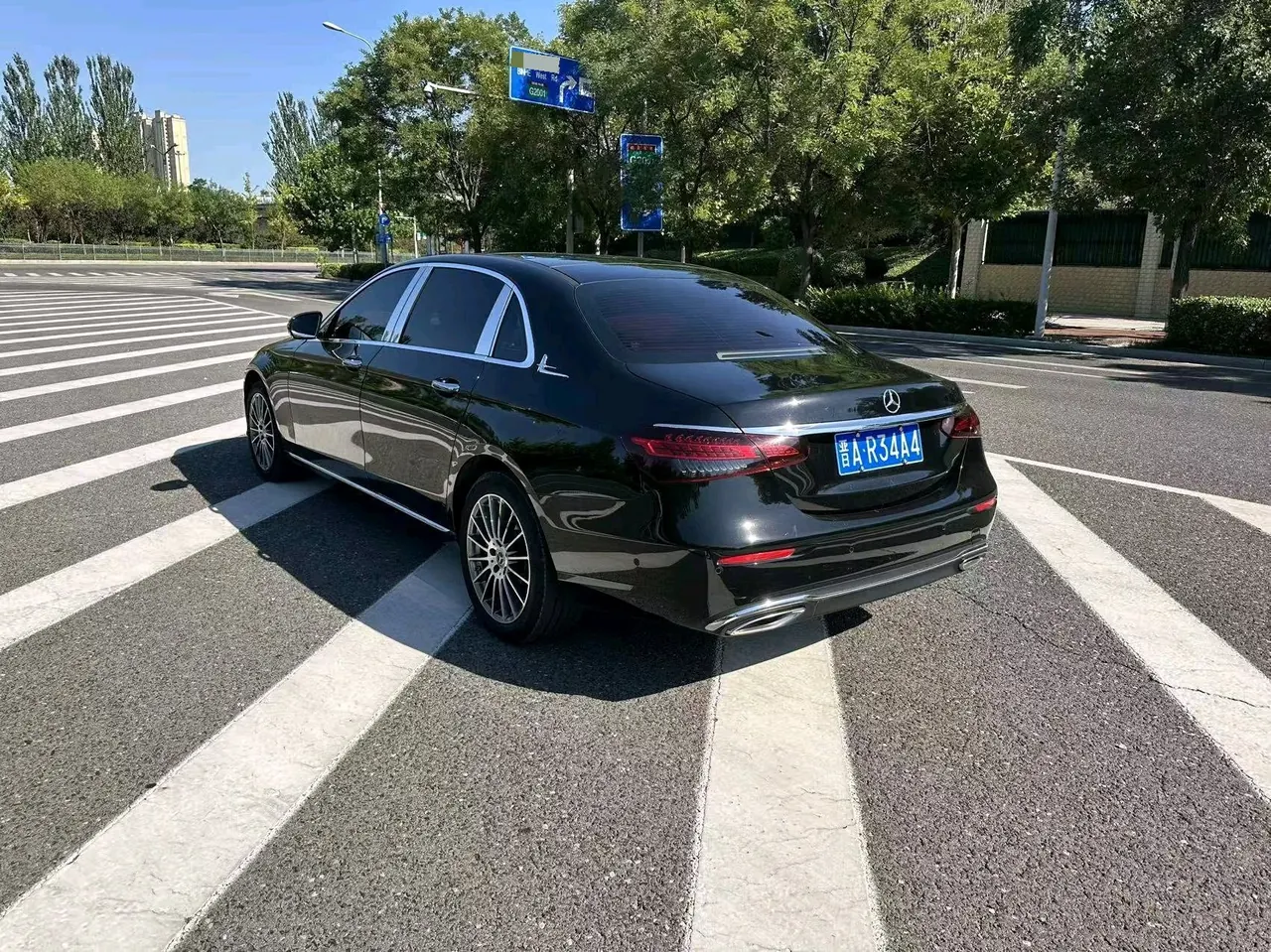 Mercedes Benz E-Class 2023 E 260 L 2.0T Sports Automatic 5