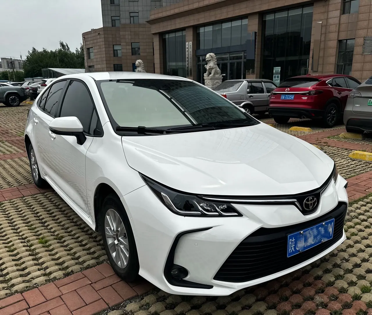 Open image lightbox: Toyota 2023 Corolla 1.2T Stepless Pioneer Edition Automatic Gear