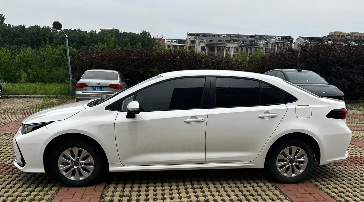Toyota 2023 Corolla 1.2T Stepless Pioneer Edition Automatic Gear 2