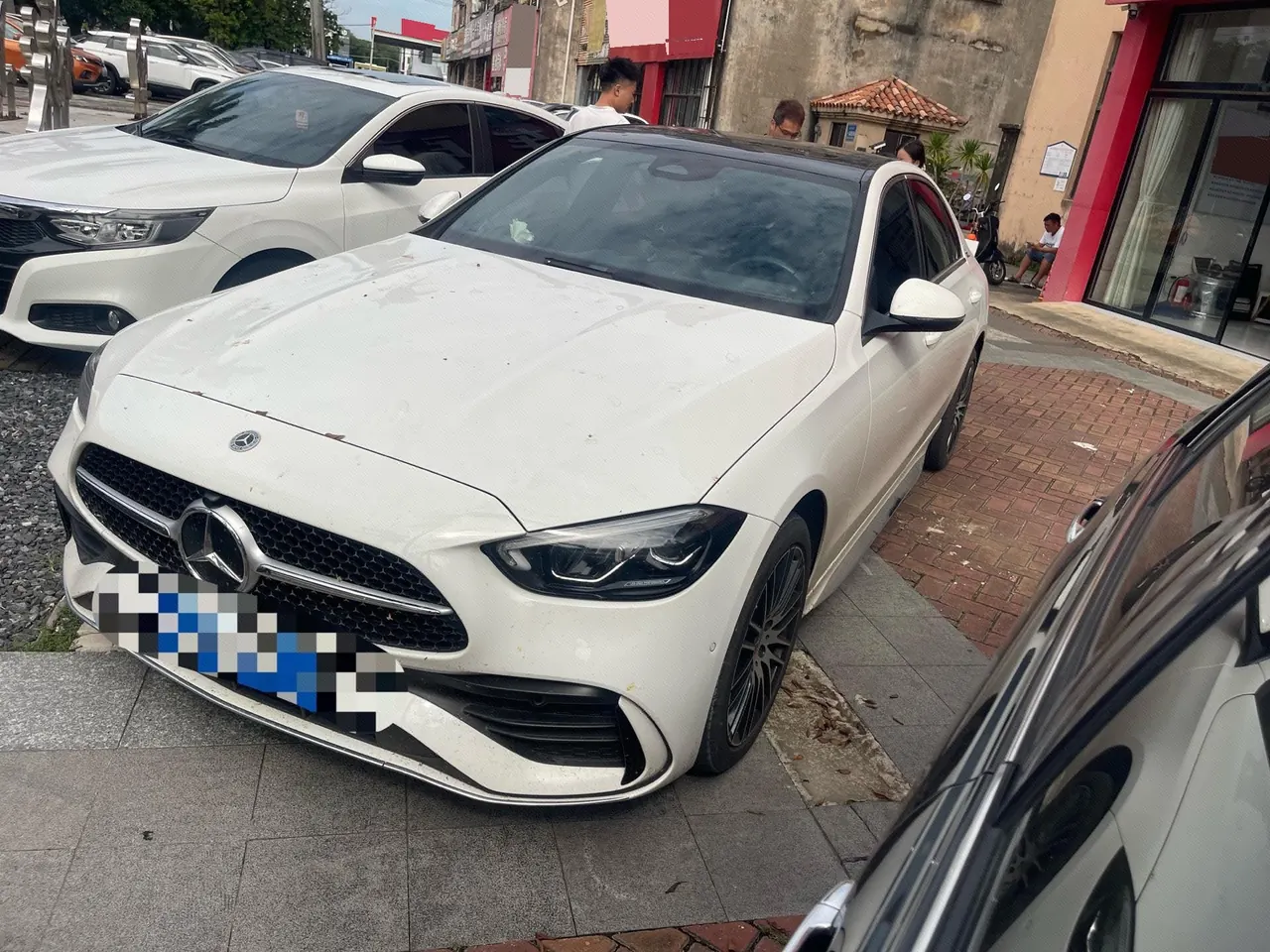 打开图片灯箱:Mercedes Benz Class C 2023 C 200 L 48V 1.5T Sports Edition Automatic Gear