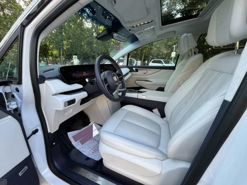 Buick 2026 GL8 Lu Zun PHEV 1.5T Luxury Edition Automatic Gear 6