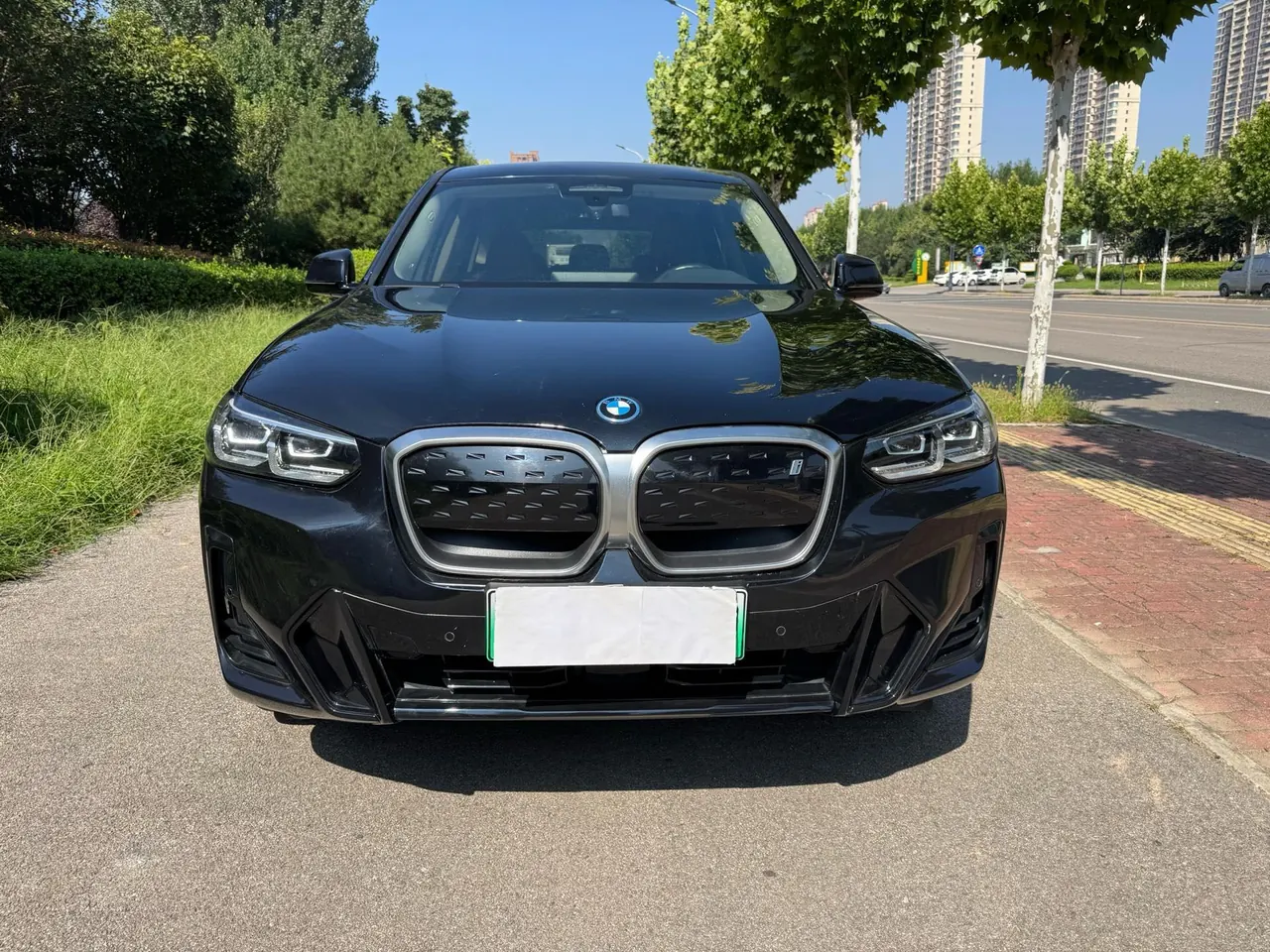 BMW 2023 iX3 leading automatic 2