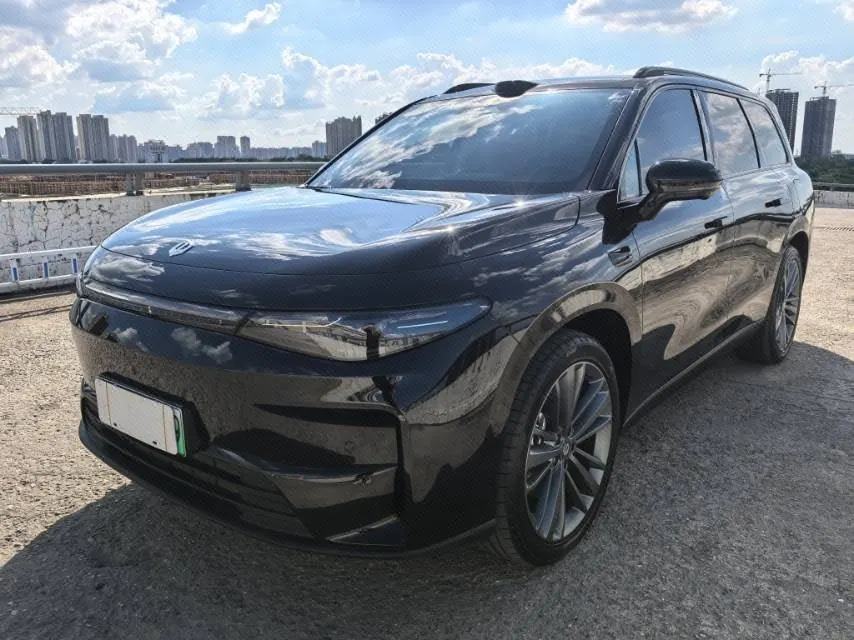 Open image lightbox: Leapmotor 2026 C 16 280 Laser Radar Zhizun Edition 6-seat Automatic Gear