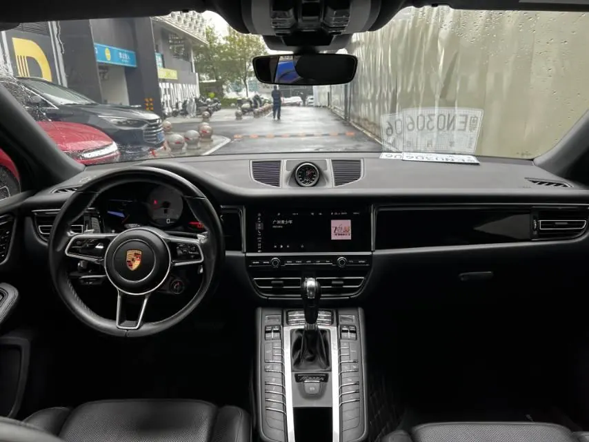Porsche Macan (Imported) 2020 Macan S 3.0T Automatic Gear 5