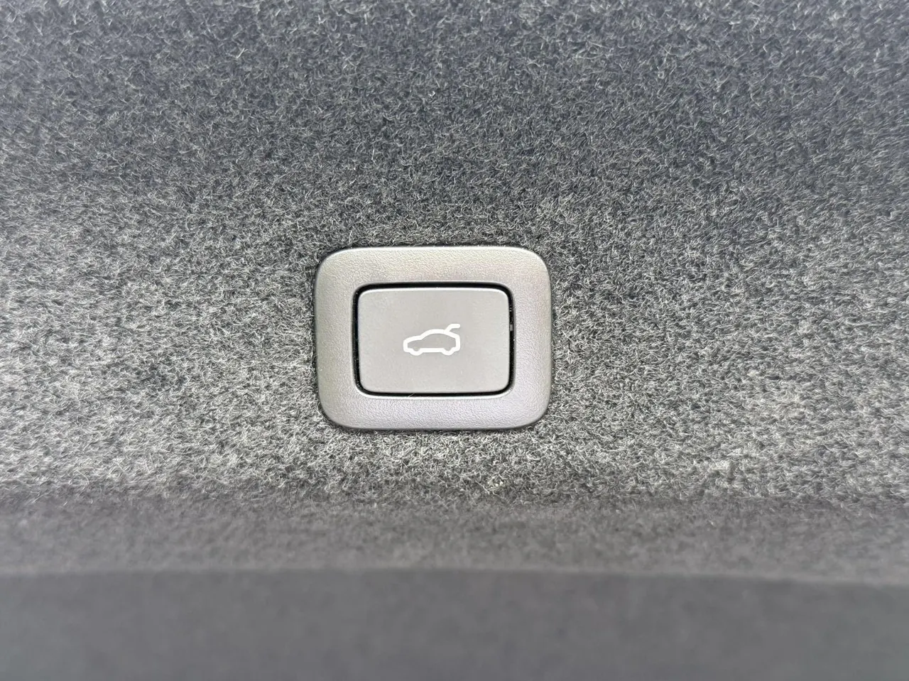 MI 2026 SU7 Standard Edition Automatic Gear 19