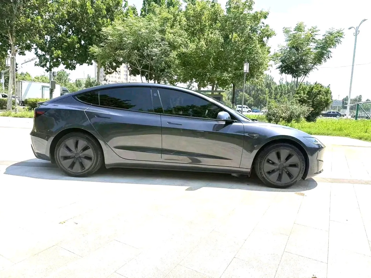 Tesla 2023 Model 3 Rejuvenation Edition Rear Wheel Drive Automatic Transmission 4
