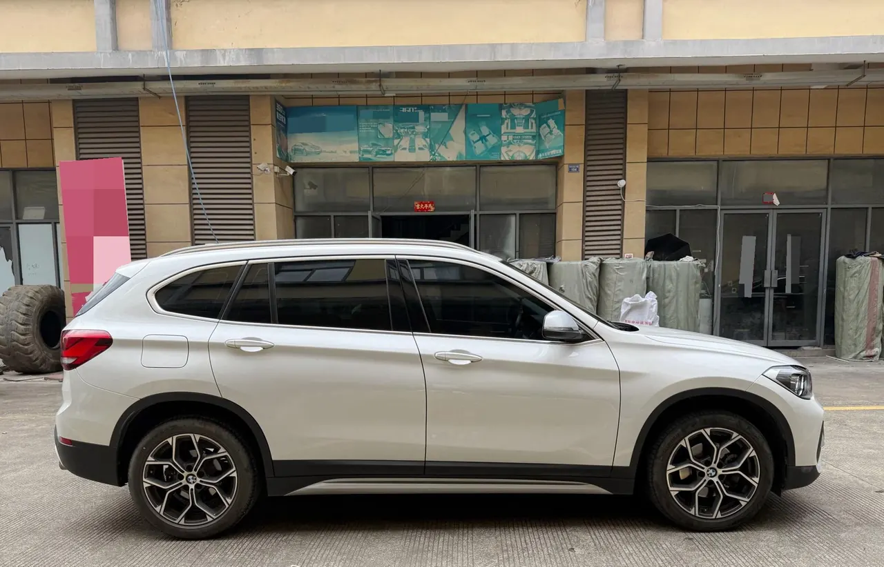 BMW 2022 X1 sDrive20Li 1.5T fashion automatic gear 8