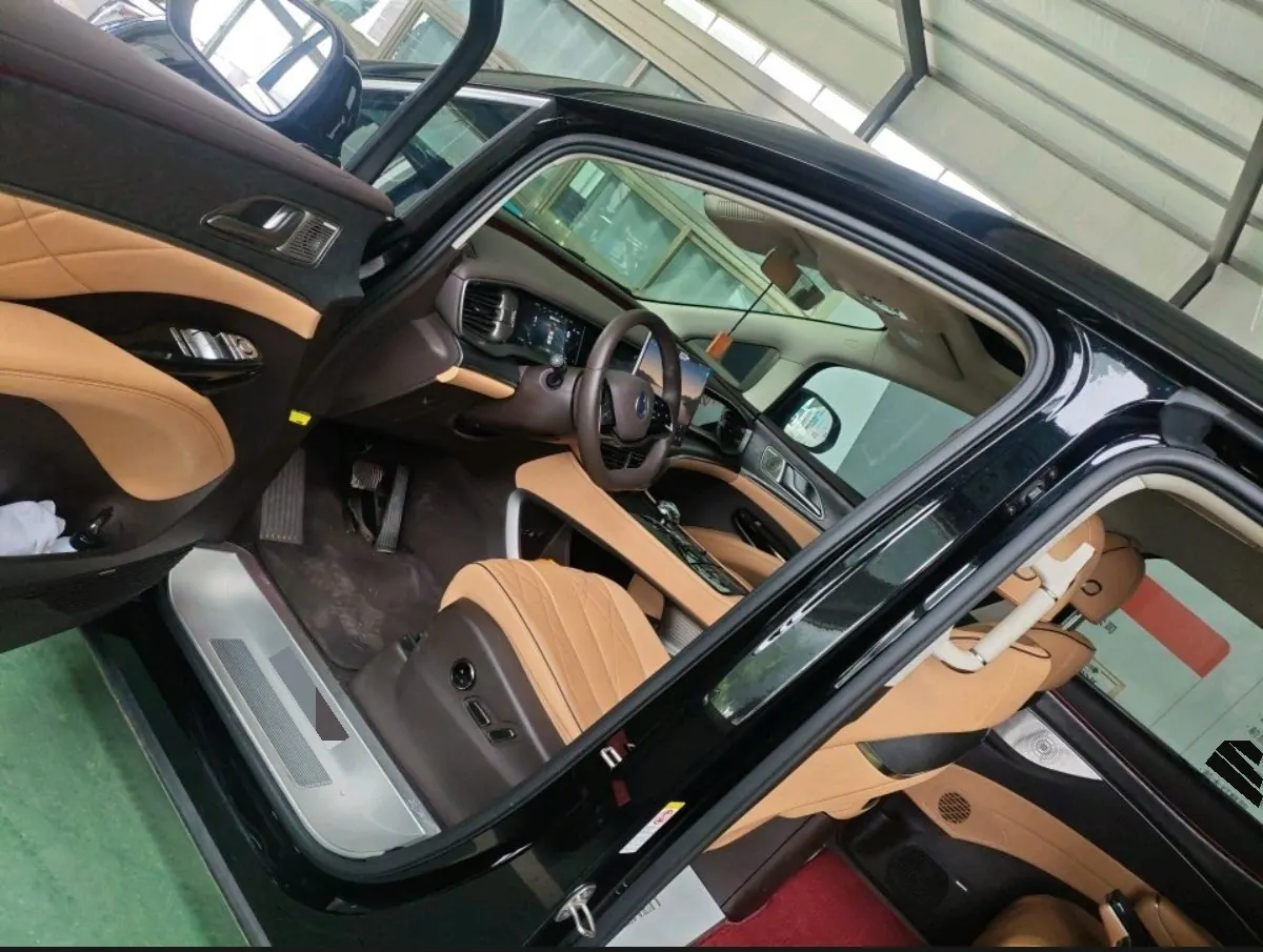 Denza 2024 Denza D9 DM-i 1.5T stepless 980 four-wheel drive distinguished automatic gear 7