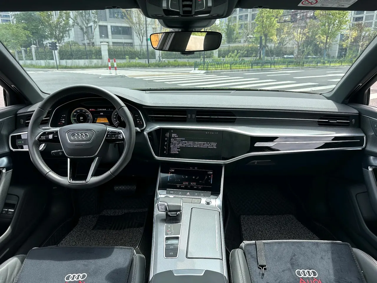 Audi 2020 A6L e-tron 2.0TFSI 55TFSI e Quattro automatic 10