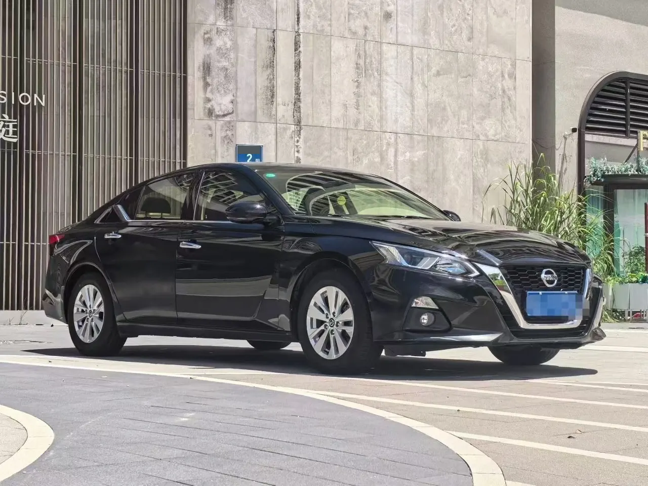 Nissan 2021 Teana 2.0 Stepless XE Fashion Edition Automatic Gear 3