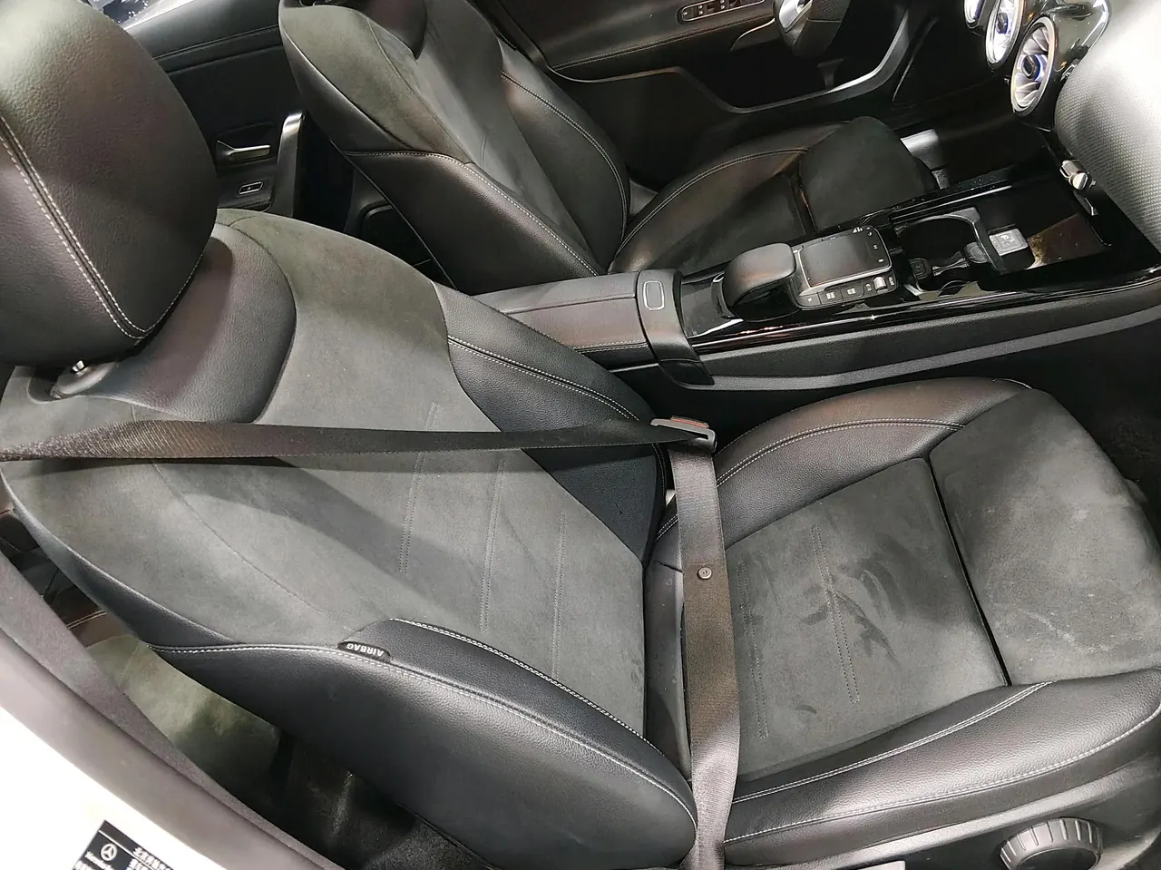 Mercedes Benz Class A 2022 A 200 L 1.3T Fashion Automatic Gear 10