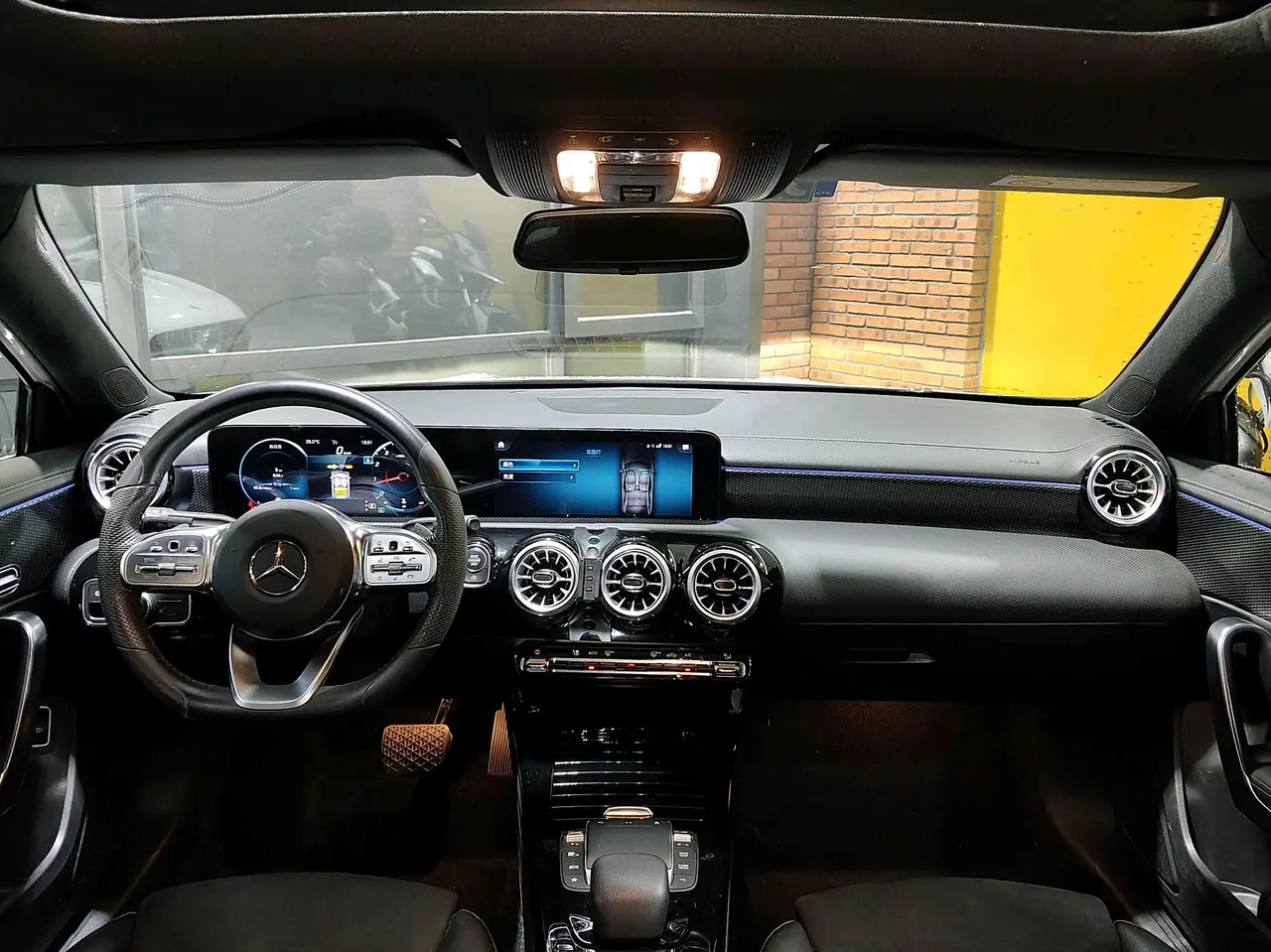 Mercedes Benz Class A 2022 A 200 L 1.3T Fashion Automatic Gear 12