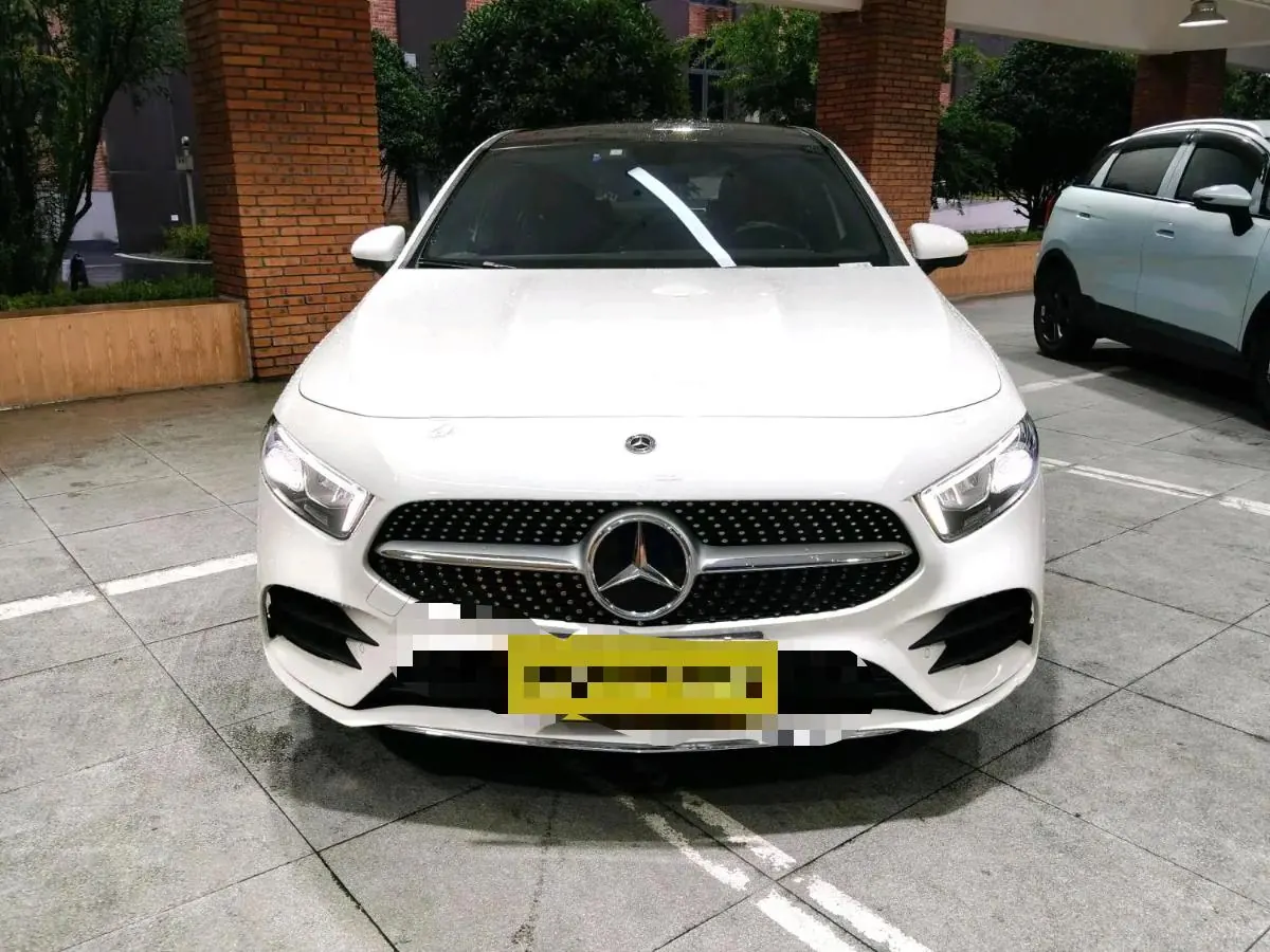 Mercedes Benz Class A 2022 A 200 L 1.3T Fashion Automatic Gear 7
