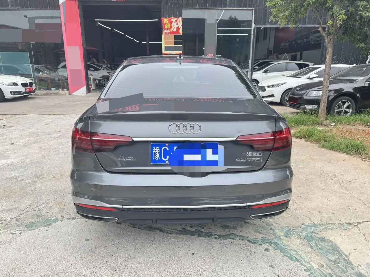 Audi 2020 A4L 2.0TFSI 40TFSI Fashion Dynamic Automatic 3