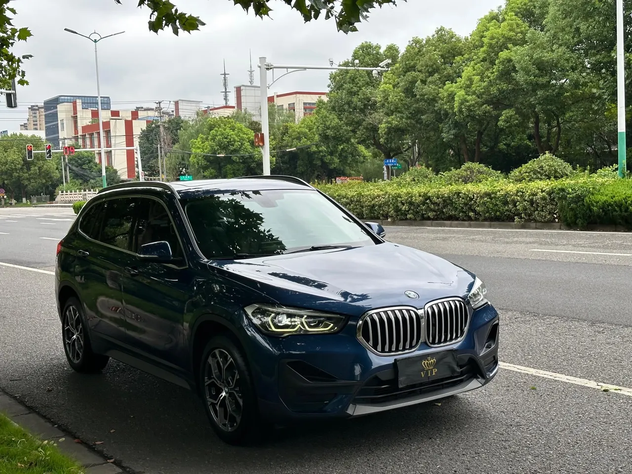BMW 2021 X1 sDrive25Li 2.0T Leading Automatic Gear 3