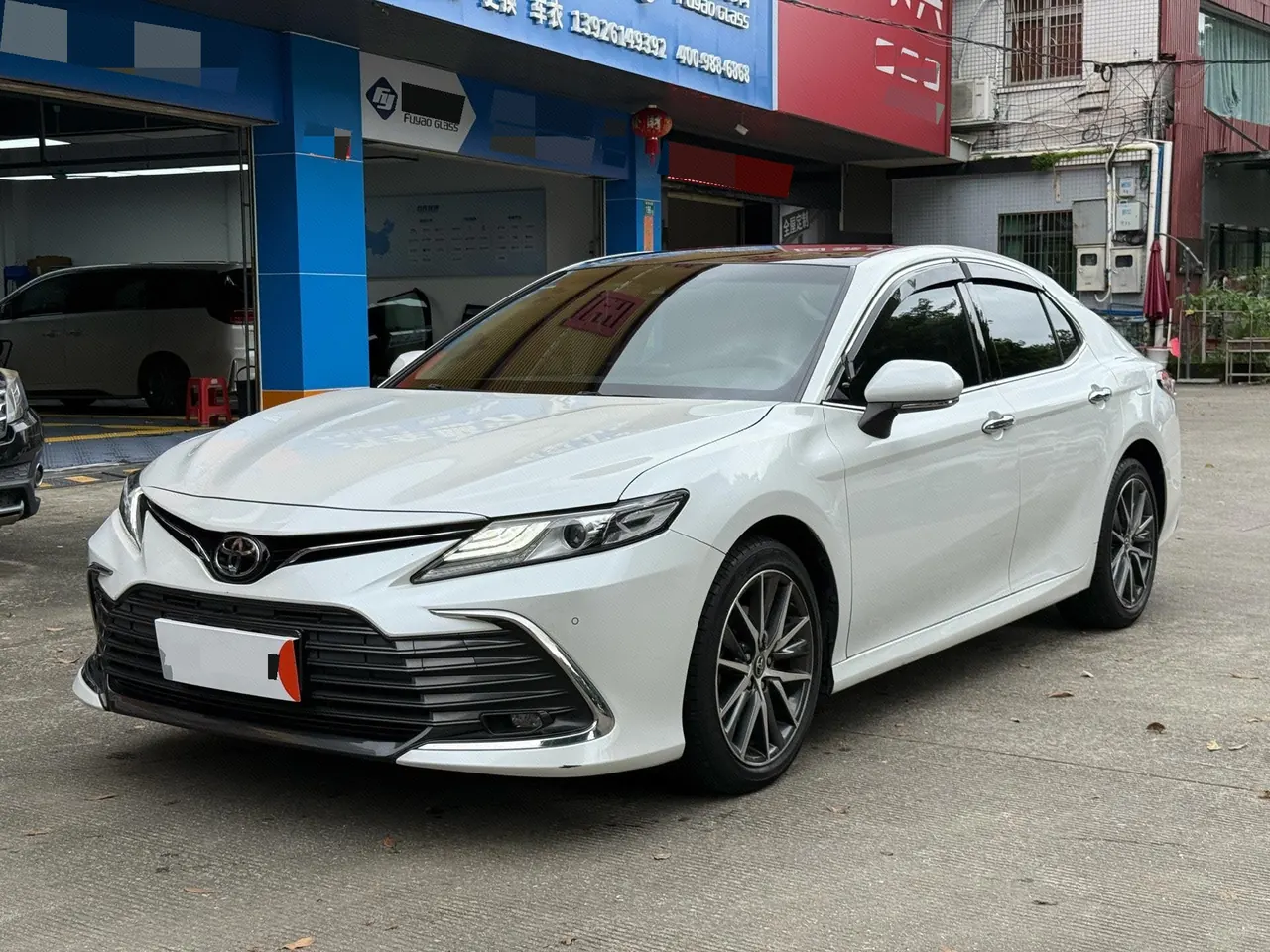 Open image lightbox: Toyota 2021 Camry 2.5G Deluxe Edition Automatic Gear