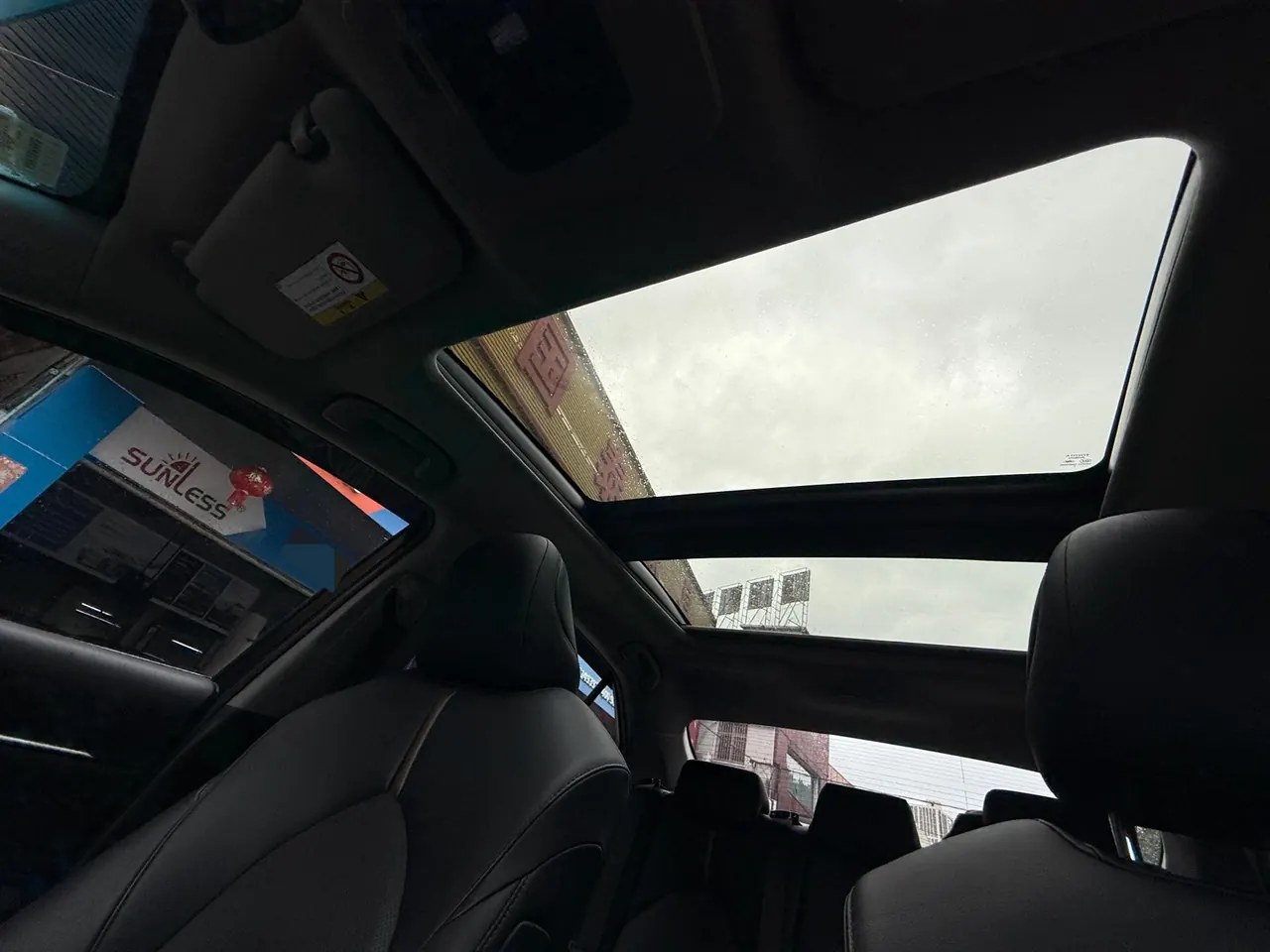 Toyota 2021 Camry 2.5G Deluxe Edition Automatic Gear 17