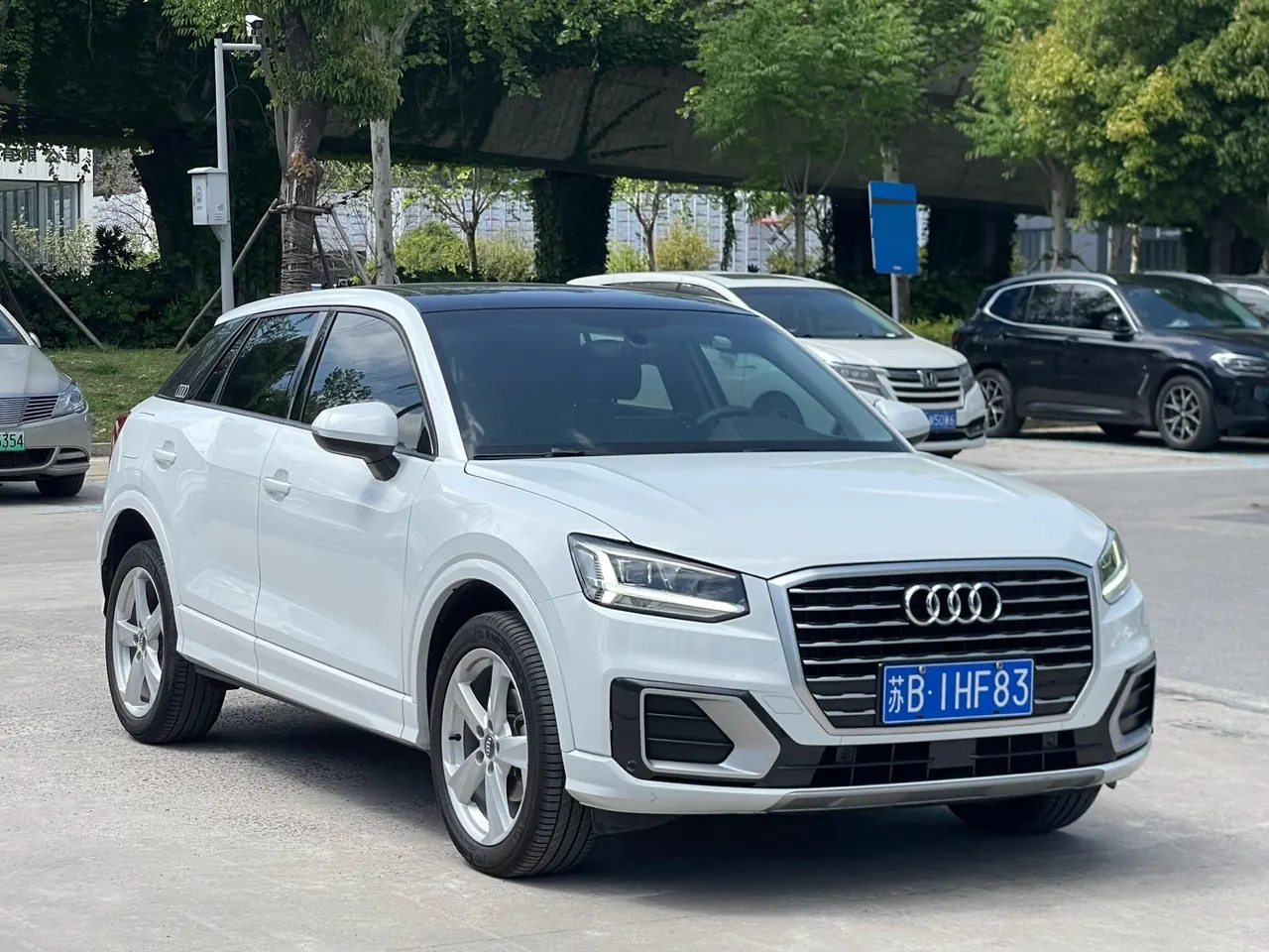 Audi 2021 Q2L 1.4TFSI 35TFSI Deluxe Elegant Automatic 3