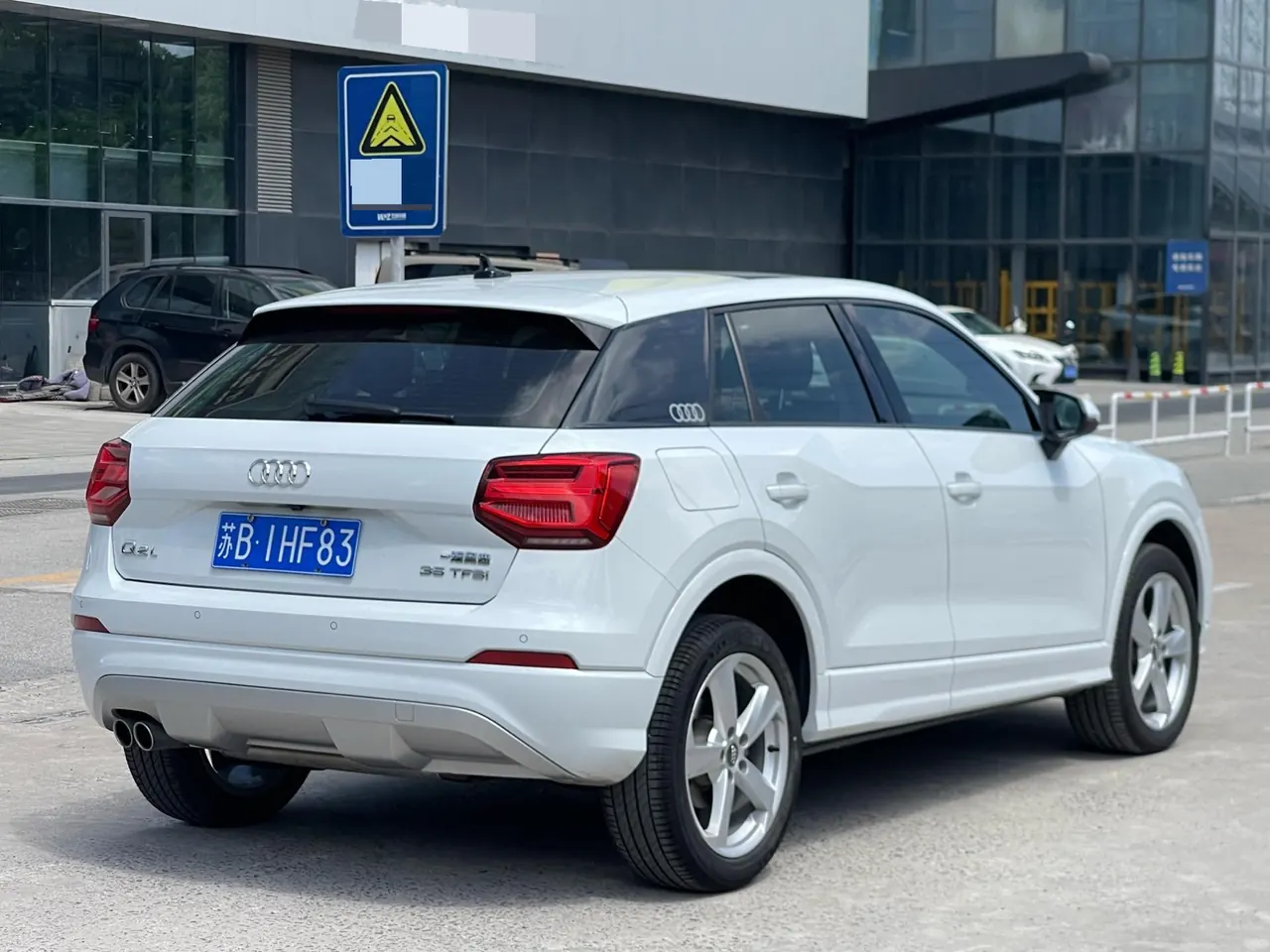 Audi 2021 Q2L 1.4TFSI 35TFSI Deluxe Elegant Automatic 7