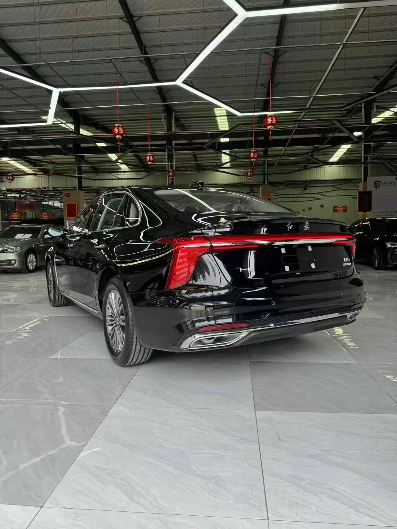 HongQi 2025 H5 1.5T Flag Rhyme 500000 Commemorative Automatic Gear 4