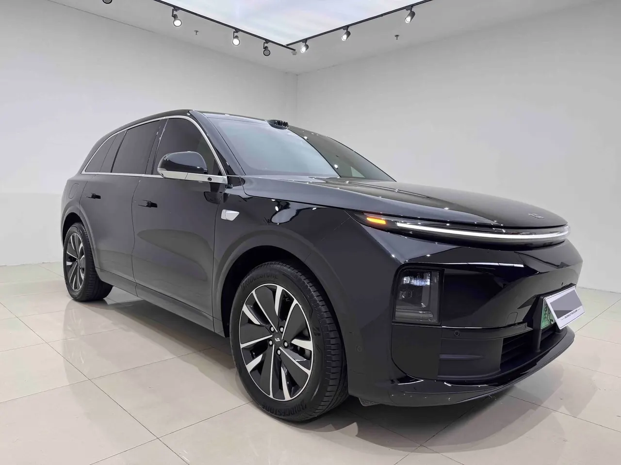 Li 2025 L6 Max Intelligent Rejuvenation New Edition Automatic Gear 3