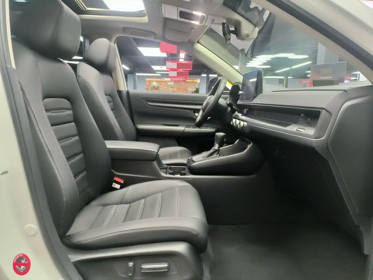 Honda 2024 CR-V 1.5T stepless 240TURBO two-drive dynamic version 5-seat automatic gear 3