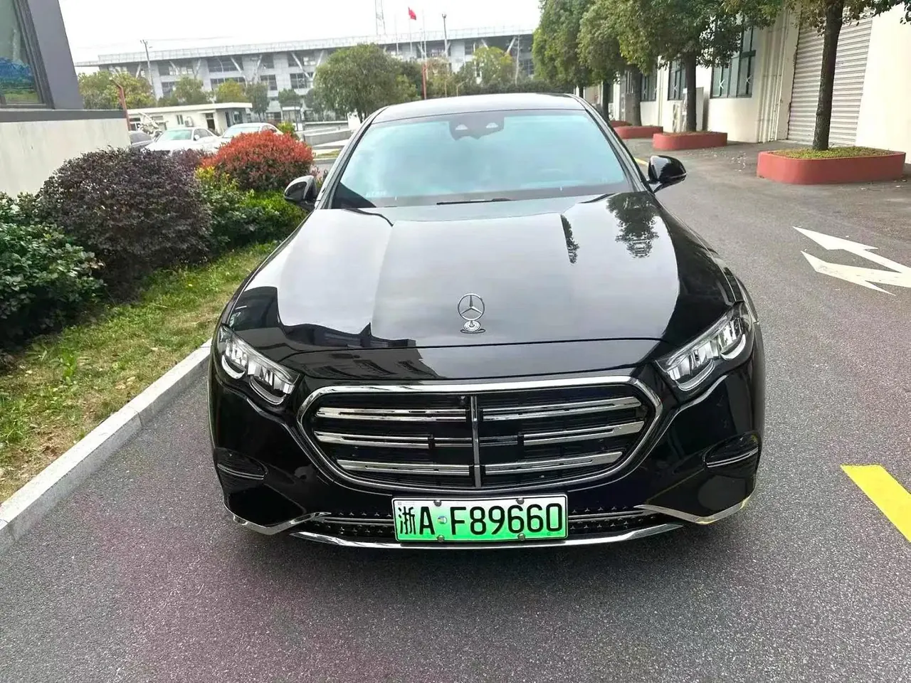 Mercedes Benz E-Class New Energy 2024 E 350 e L 2.0T Sports Automatic 2