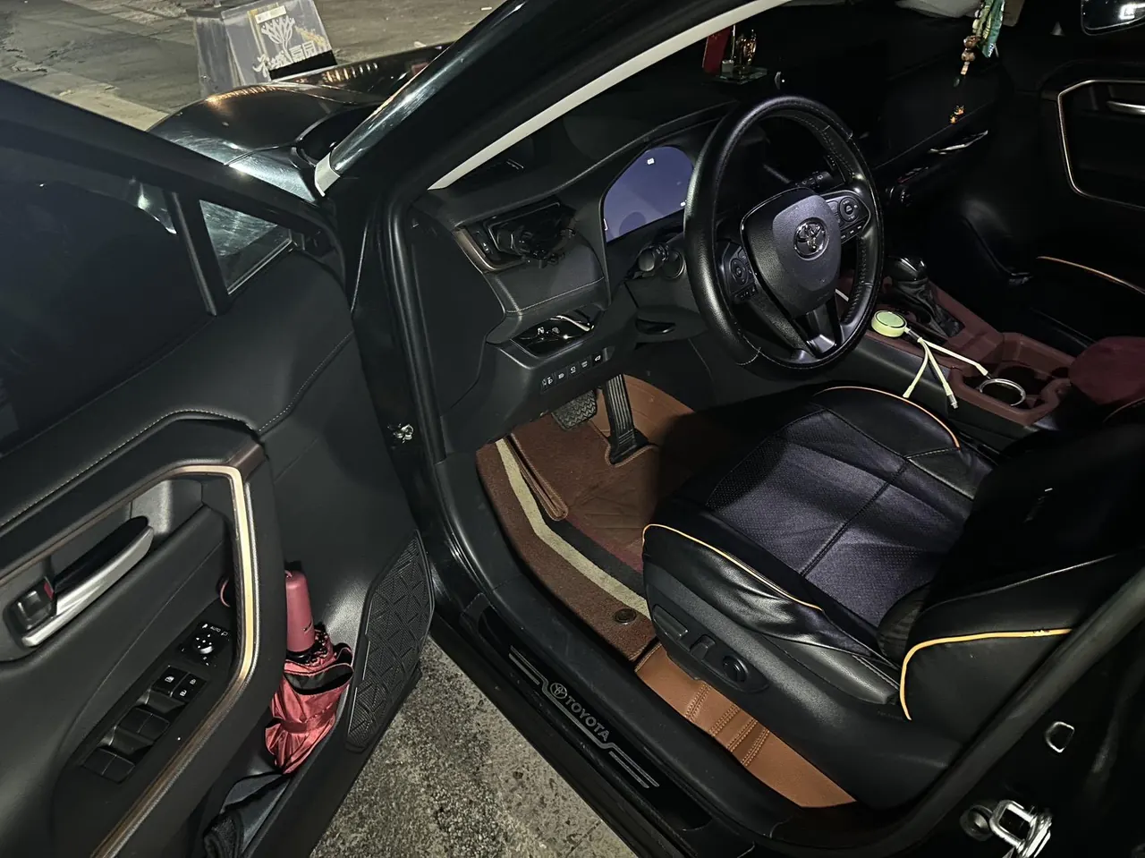 Toyota 2024 Willanda 2.0 Stepless Two-Drive Luxury PLUS Edition Automatic Gear 3
