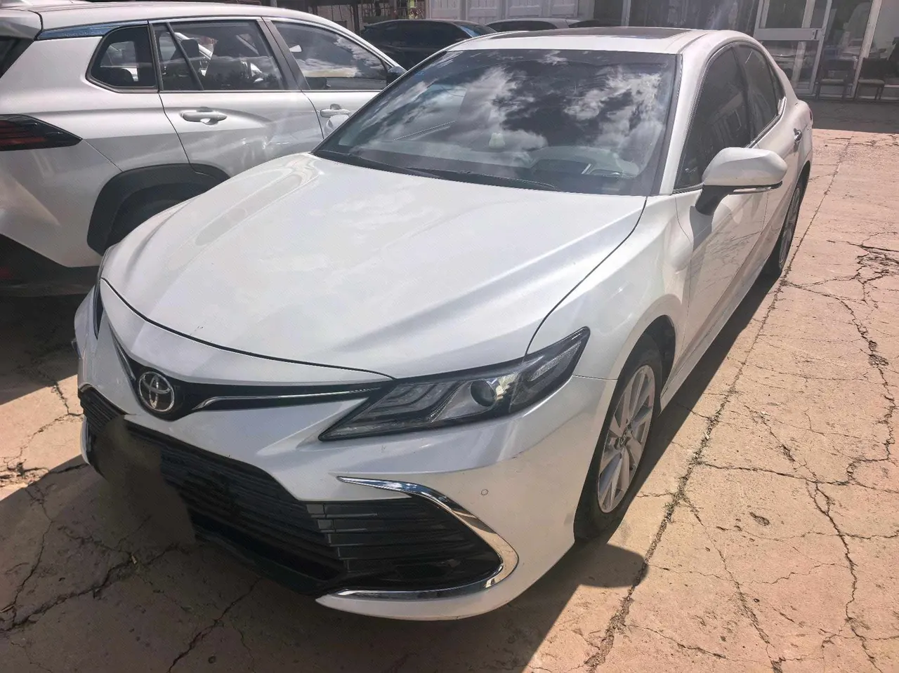 Open image lightbox: Toyota 2021 Camry 2.0G Stepless Deluxe Edition Automatic Gear