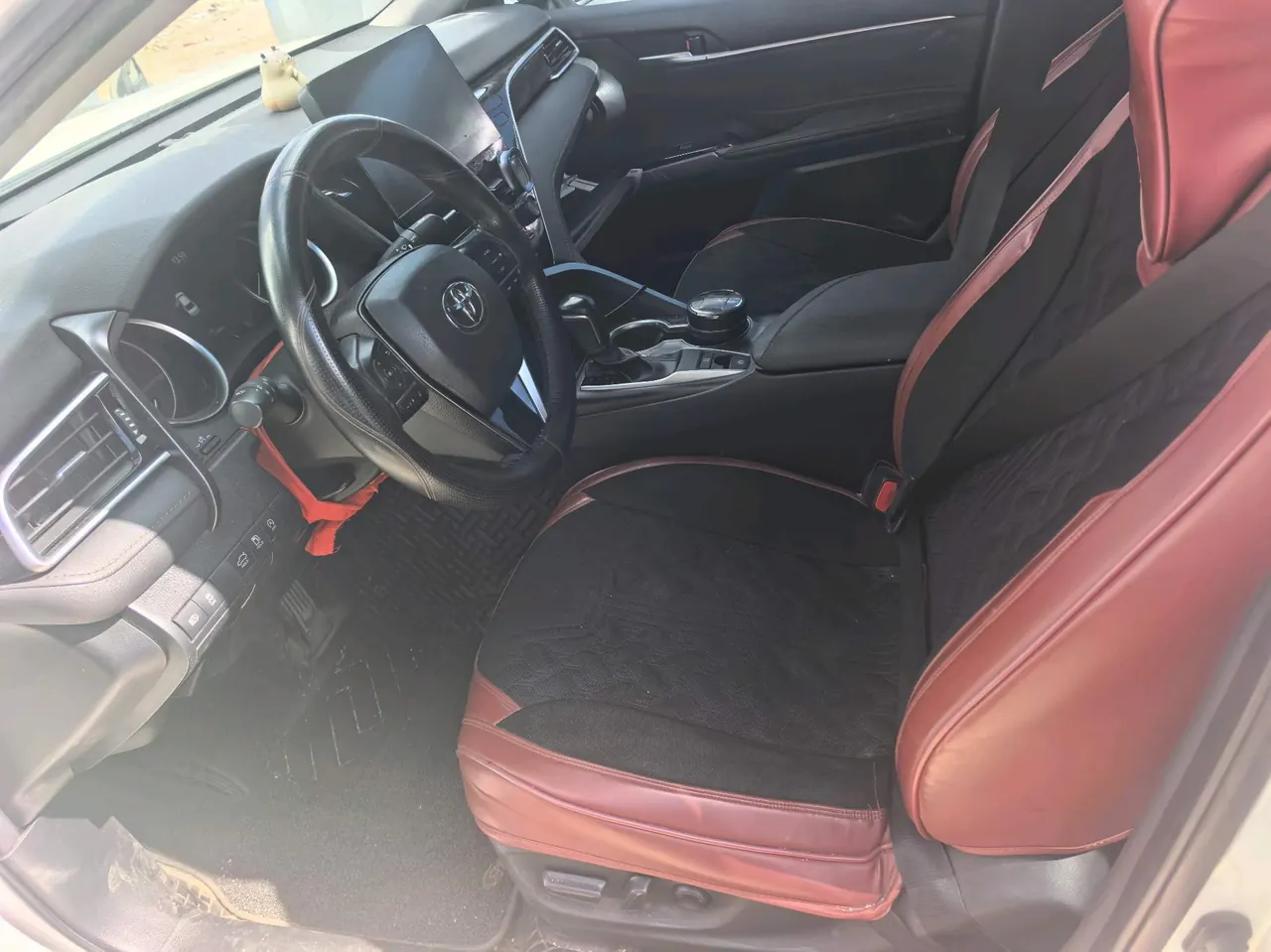 Toyota 2021 Camry 2.0G Stepless Deluxe Edition Automatic Gear 5