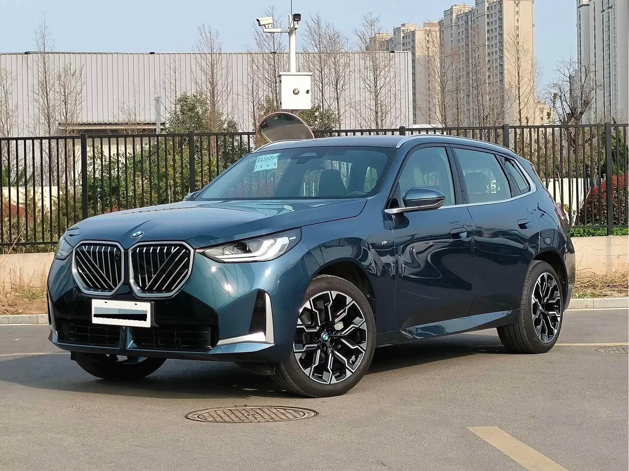 Open image lightbox: BMW 2025 X3 xDrive30L 2.0T Leading M Sports Suit Automatic Gear