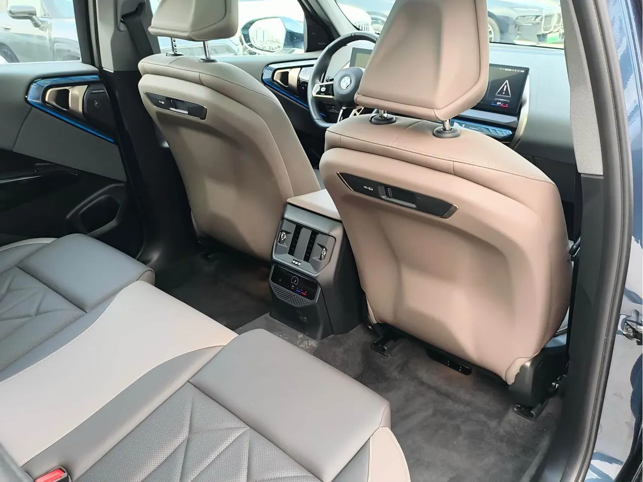 BMW 2025 X3 xDrive30L 2.0T Leading M Sports Suit Automatic Gear 3