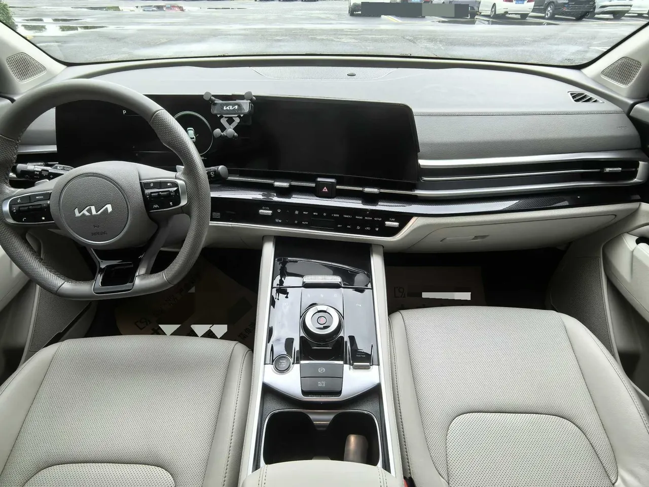 Kia 2023 Lion Platinum Extension 1.5T Two-Drive Premium Edition Automatic Gear 10