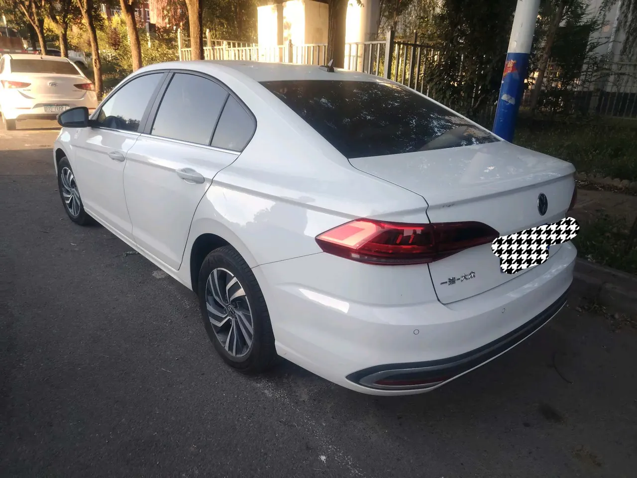 Volkswagen 2025 Bora 1.2TSI 200TSI Yuexing Navigation Edition Automatic Gear 2