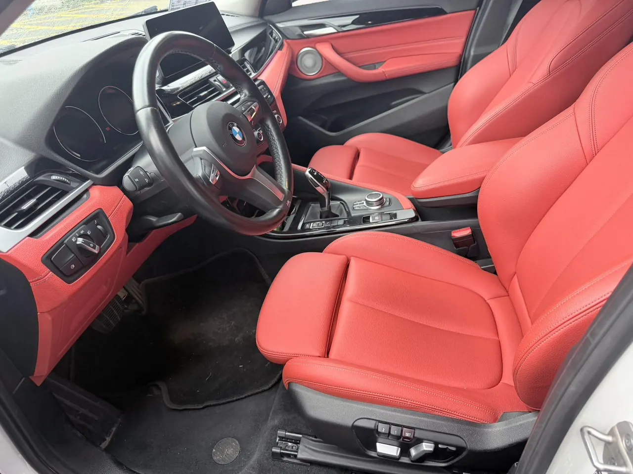 BMW 2022 X2 sDrive25i 2.0T M sports suit automatic gear 2